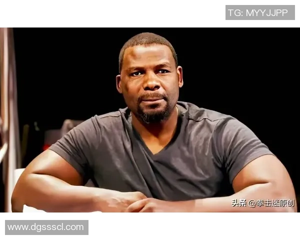 岩石般坚韧的足球巨星是谁 他凭什么赢得这一传奇称号